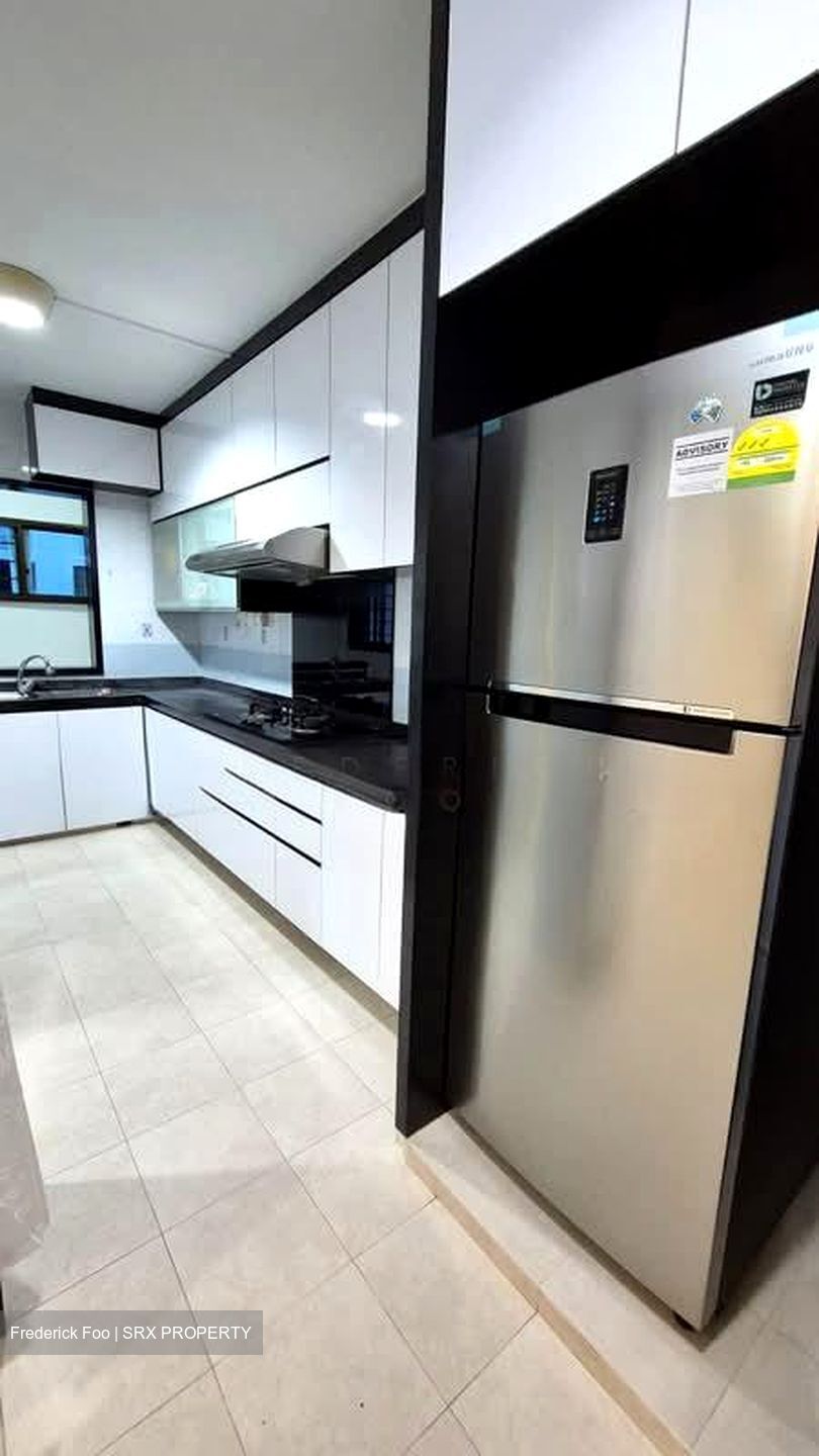 Blk 204D Compassvale Drive (Sengkang), HDB Executive #569681881